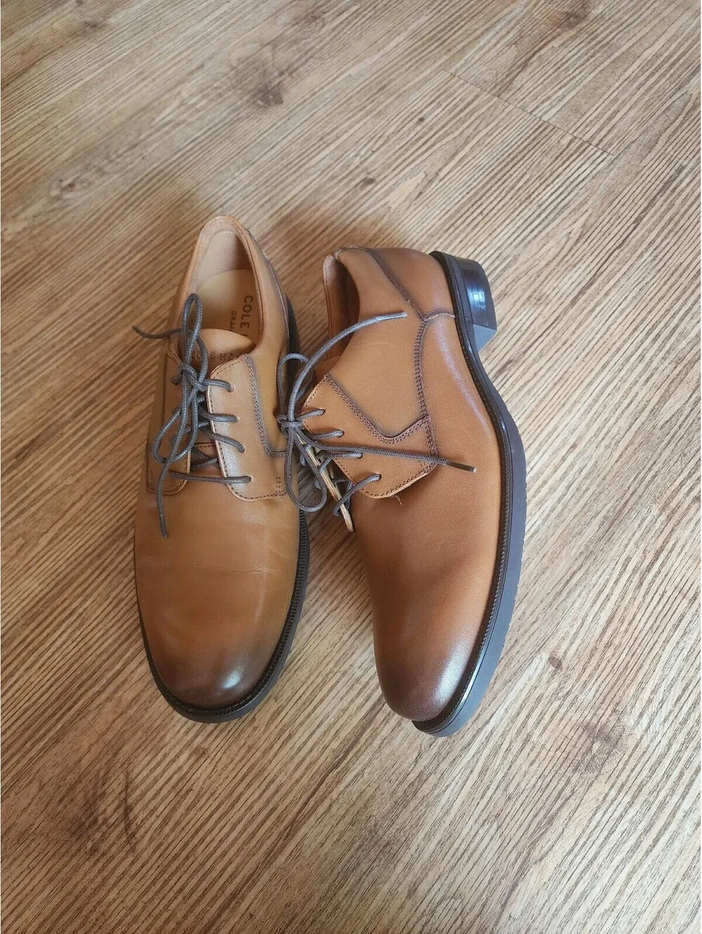 Size 9.5 Cole Haan Men's Tan Leather Dress Shoes with Rubber Sole, Size 10